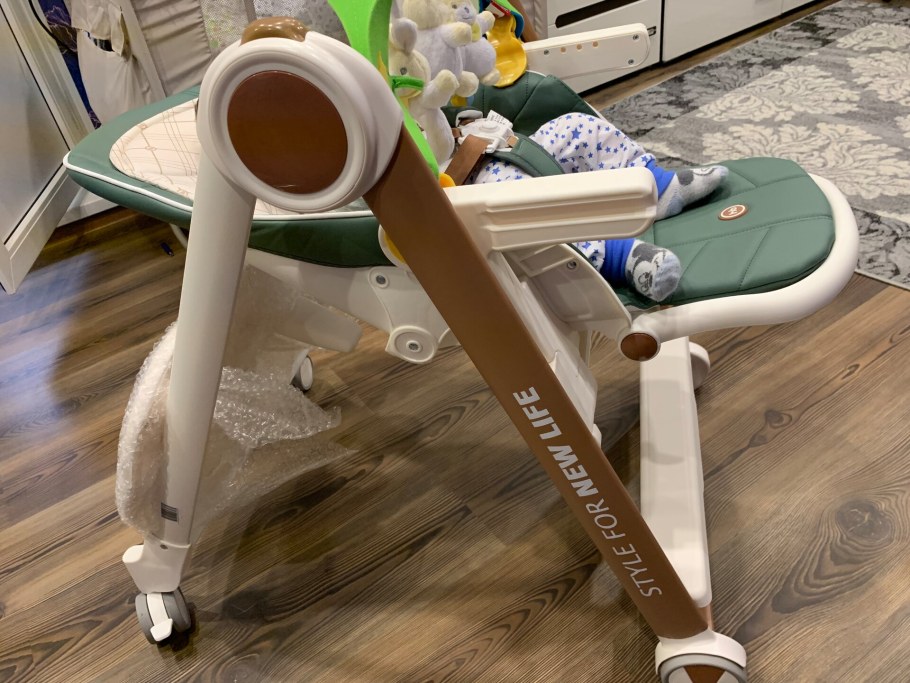 Стульчик для кормления Happy Baby Berny v2