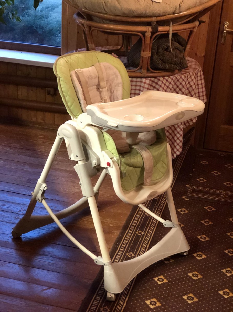 Стул для кормления HB