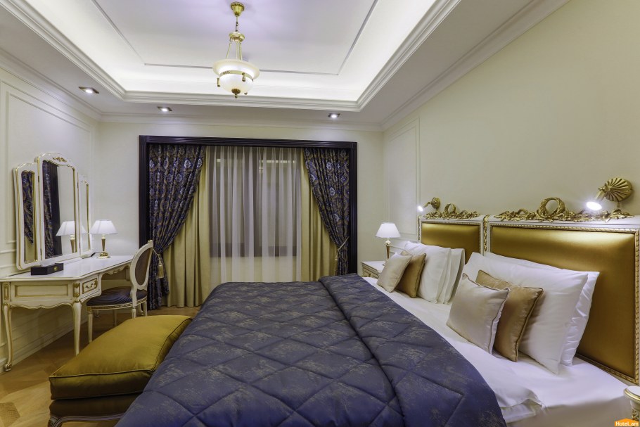 Golden Palace Yerevan