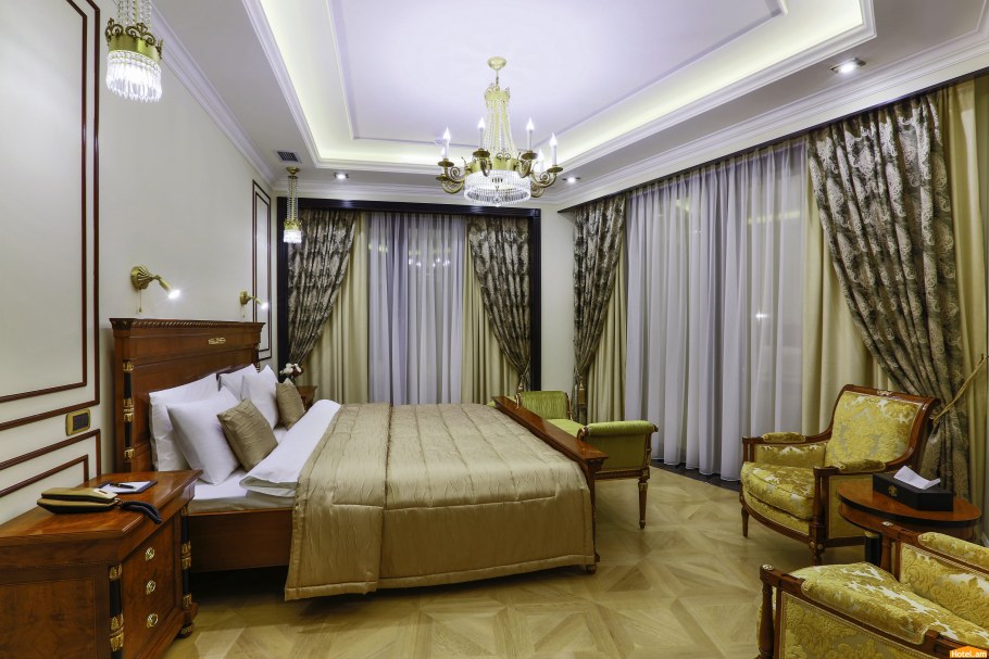 Golden Palace Ереван