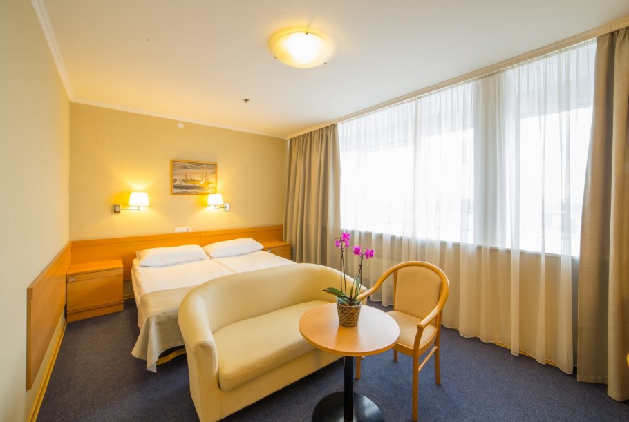 Александра Невского 2 Санкт-Петербург гостиница Москва