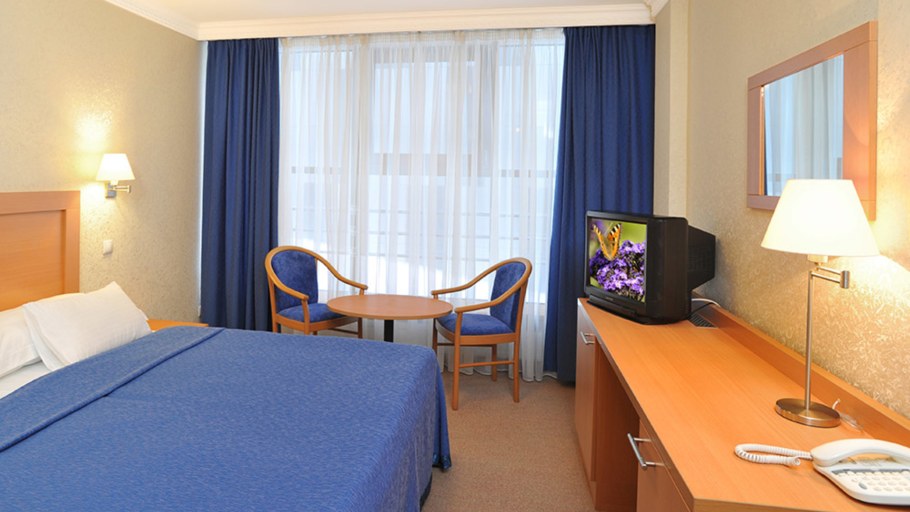 Александра Невского 2 Санкт-Петербург гостиница Москва