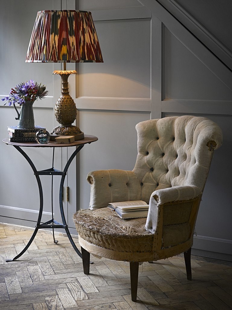 Кресло с торшером