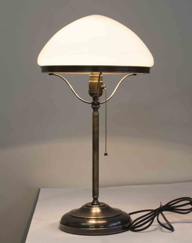 Настотольная лампа МФЗ 1957