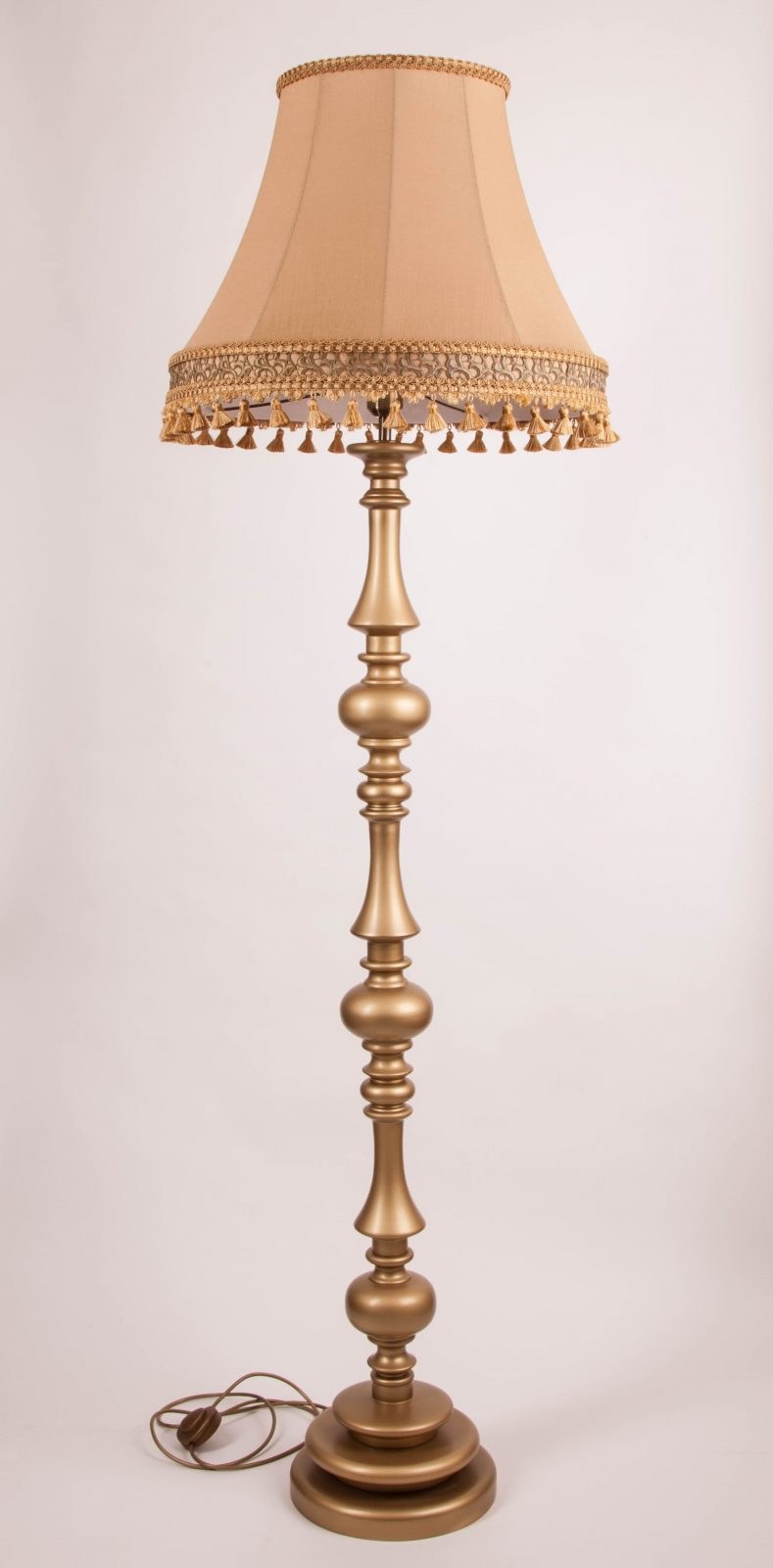 Торшер из натурального дерева с абажуром Flint