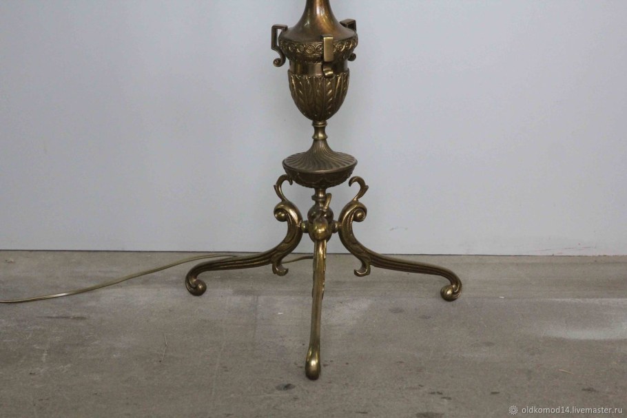 Торшер винтажный напольный