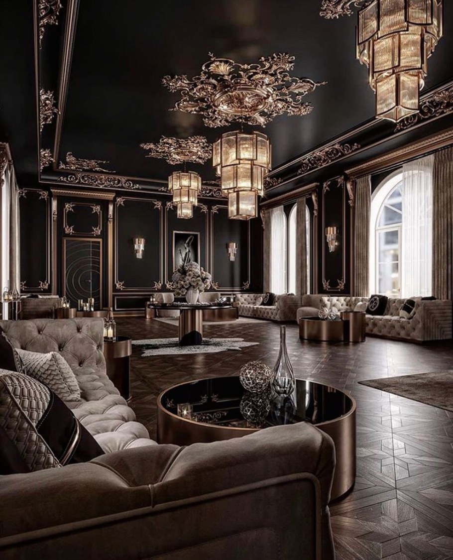 Богатый интерьер