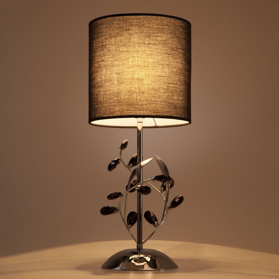 Настольная лампа Евросвет с абажуром