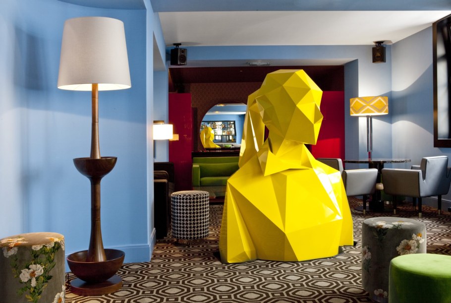 Индия Мадави дизайнер