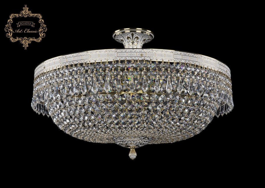 Литые люстры в стиле Ампир