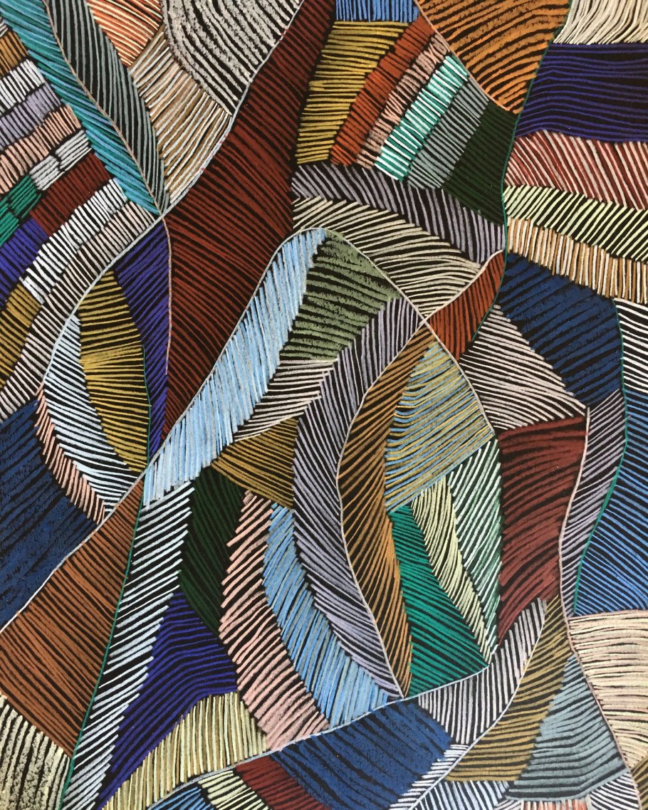 Геометрические принты на ткани