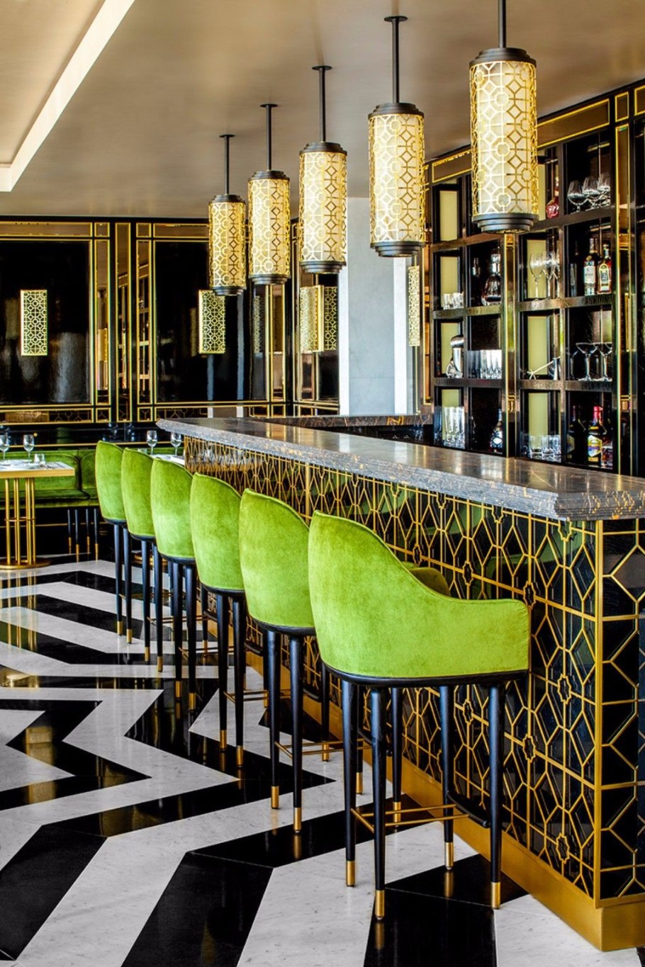 Интерьер кафе в стиле арт деко