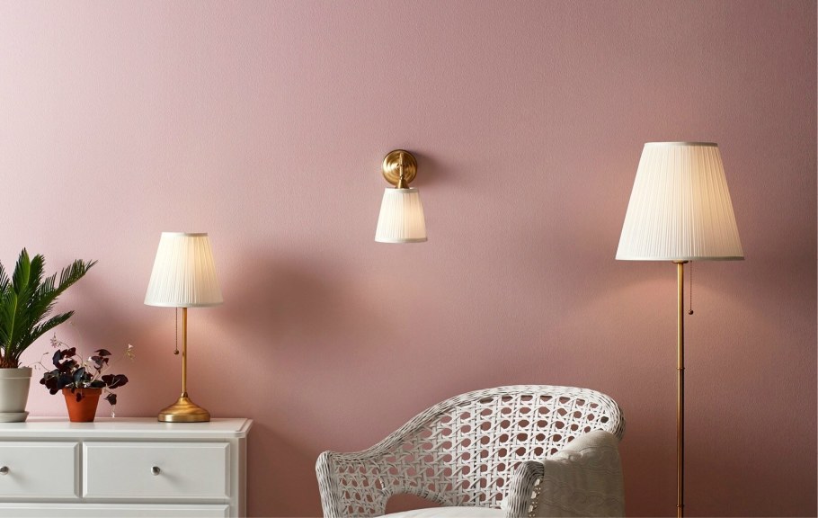 Årstid ОРСТИД светильник напольный, латунь/белый