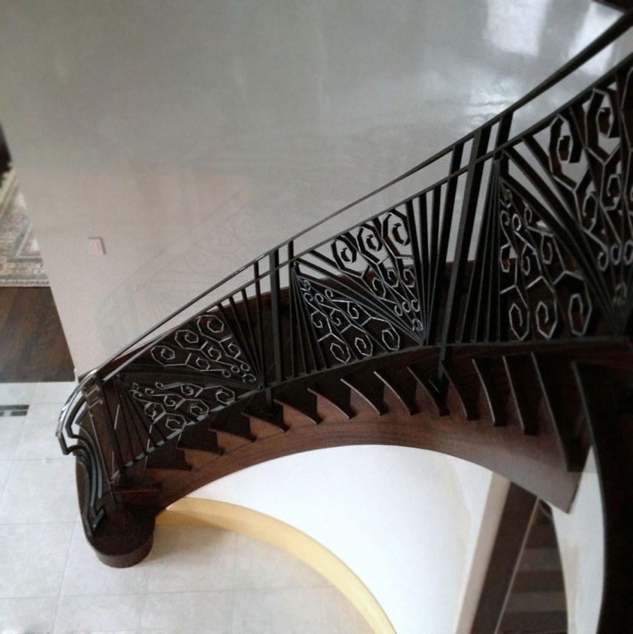 Кованые перила в стиле арт деко