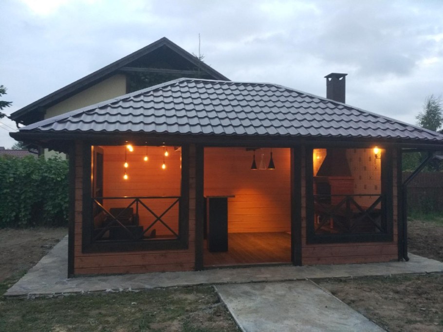Беседка 3х4 с четырехскатной крышей с мангалом