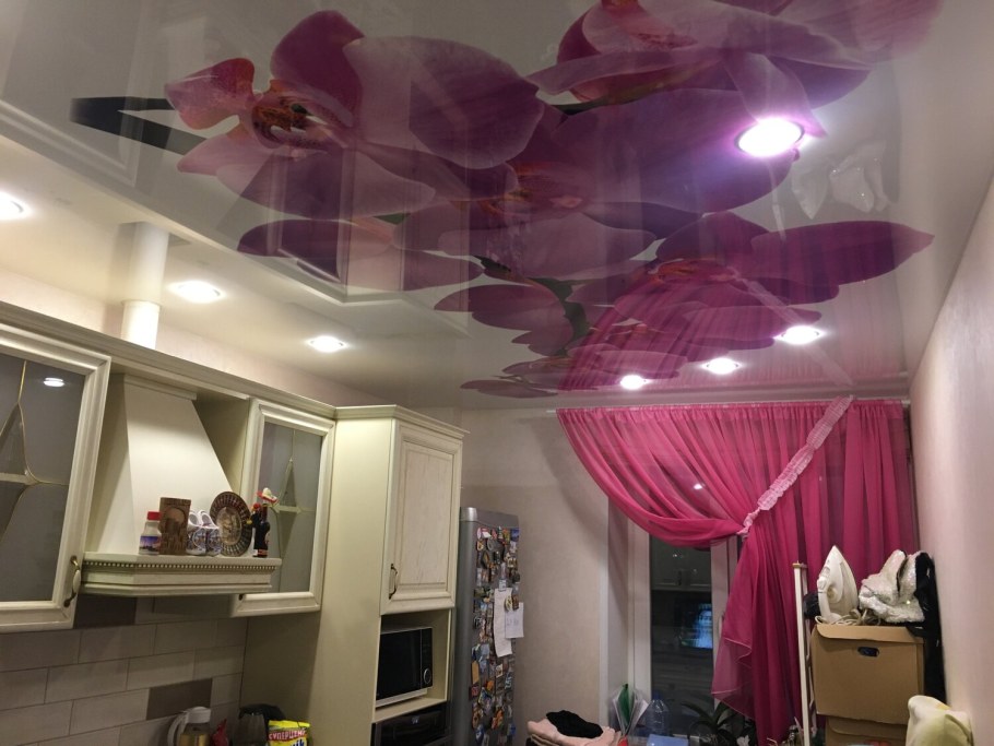 Сферический натяжной потолок