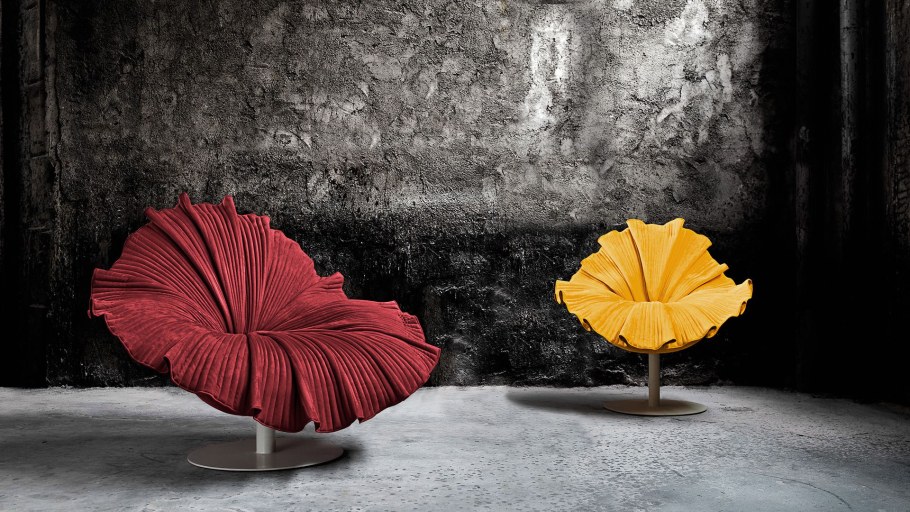 Кресло в виде цветка