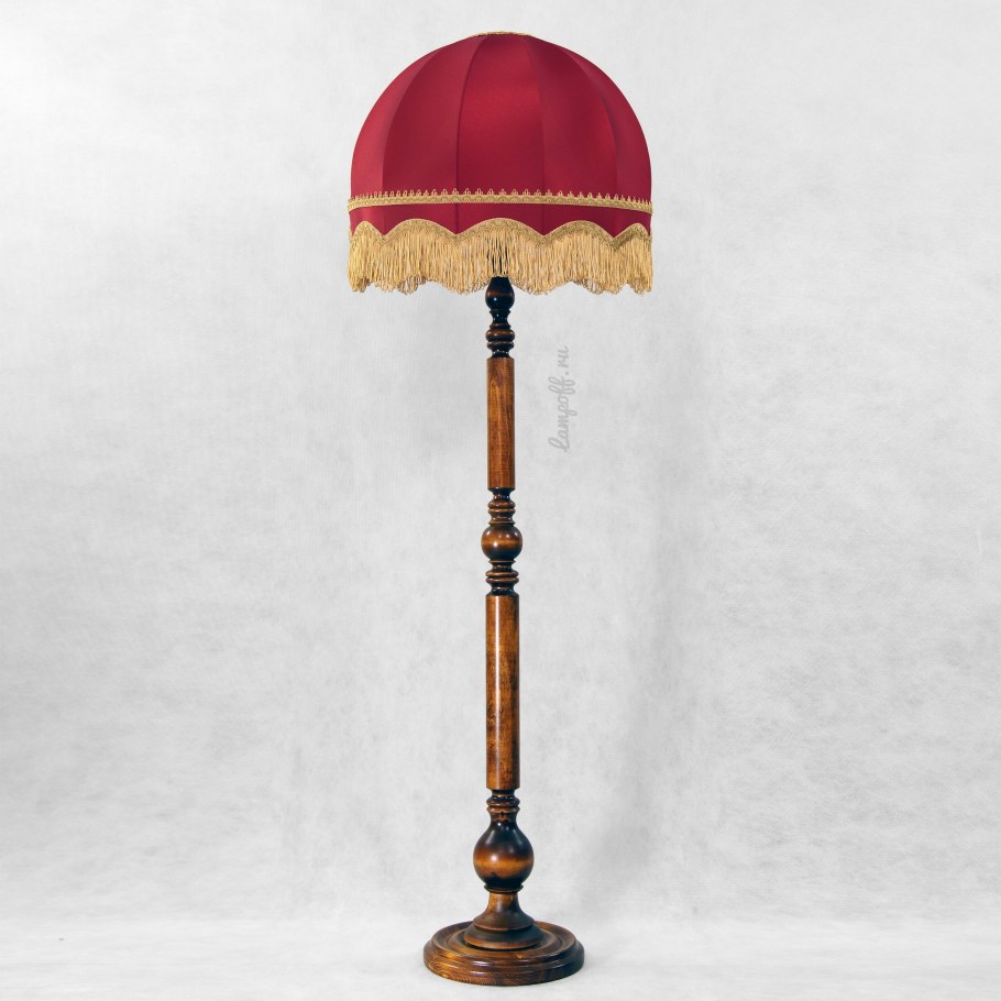 Торшер в старинном стиле