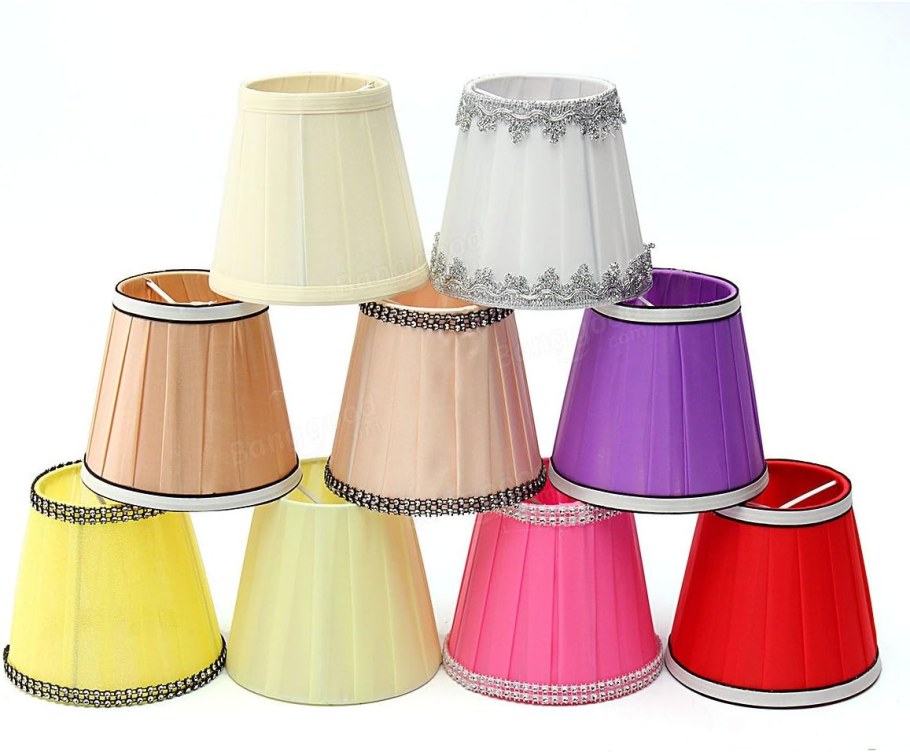 Светильник с абажуром