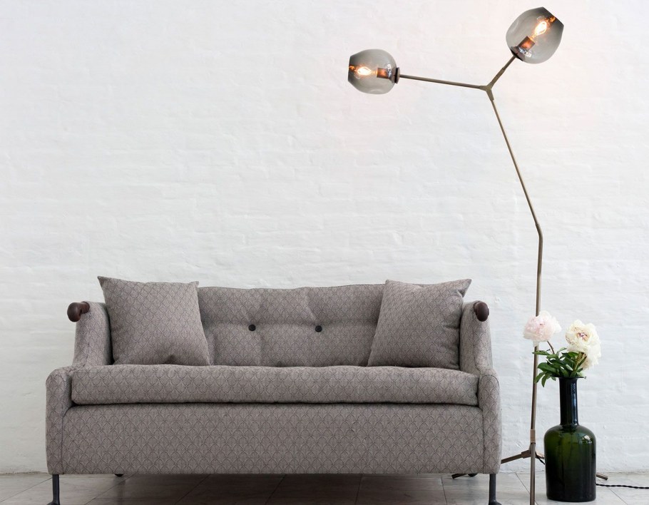 Настенный светильник branching Bubbles от Линдси Адельман