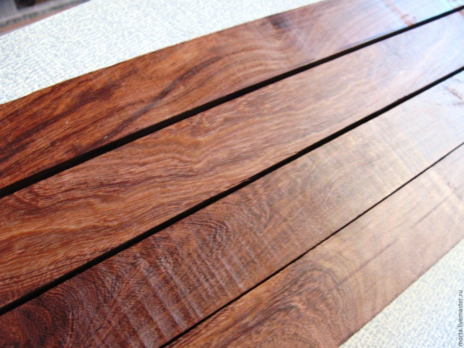 Бразильский палисандр Dalbergia nigra