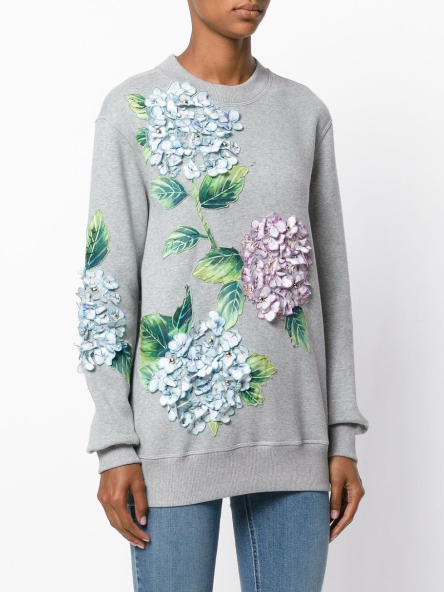 Аппликация на кофту женскую