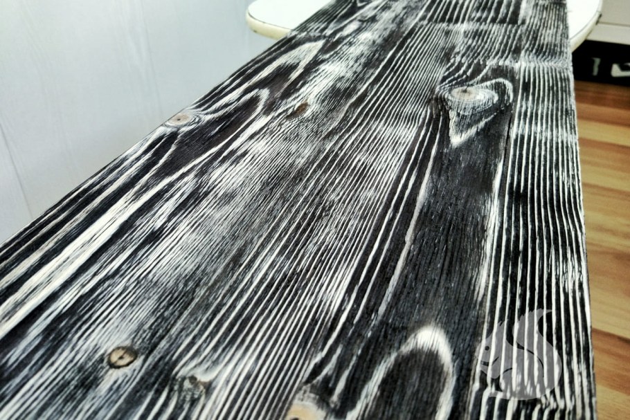 Цветное браширование древесины