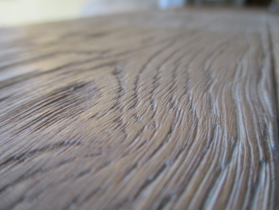 Брашированная столешница сосна