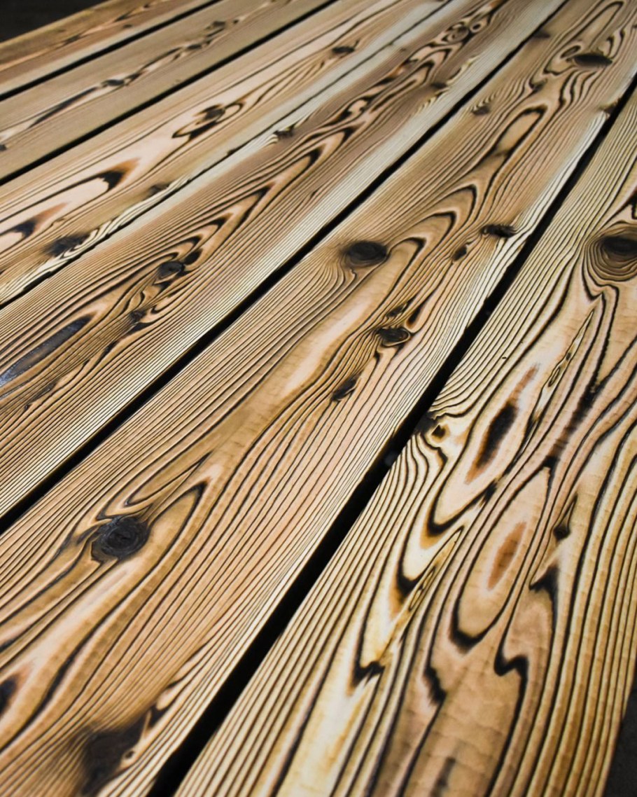 Браширование по технологии Shou Sugi ban