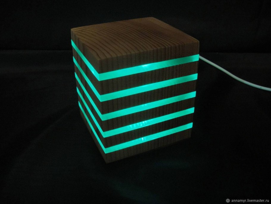 Настольные светильник из светодиодной ленты