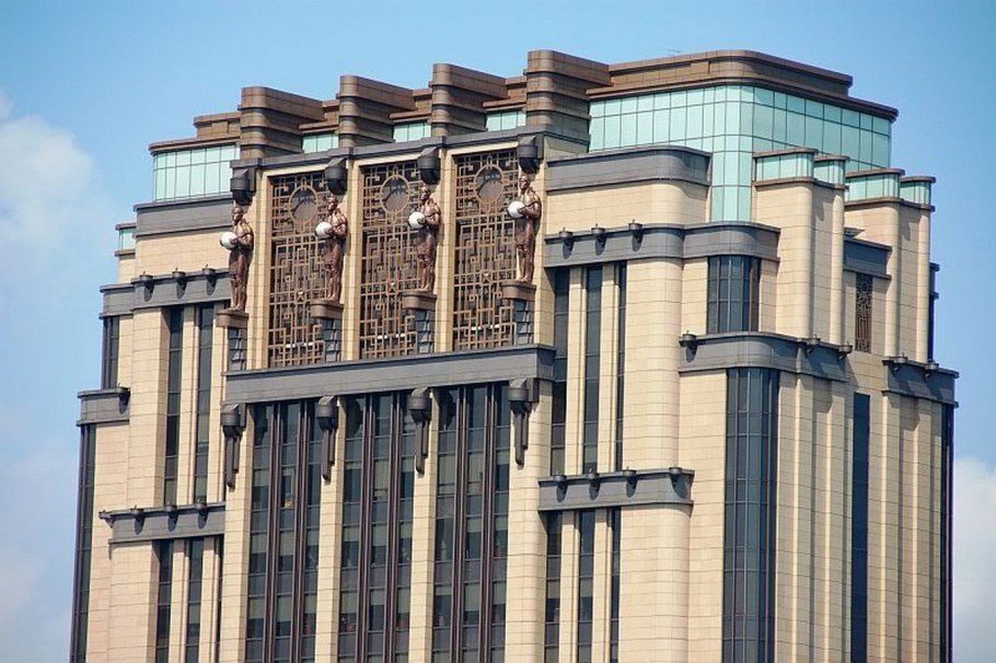 Зиккурат арт деко