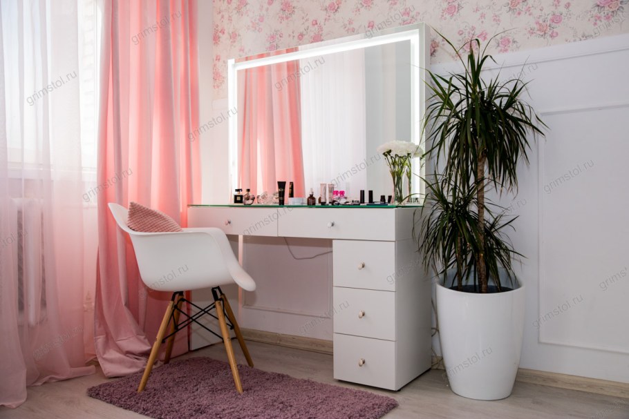 Гримерный столик 100см
