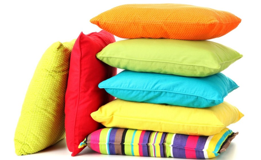 Цветные подушки