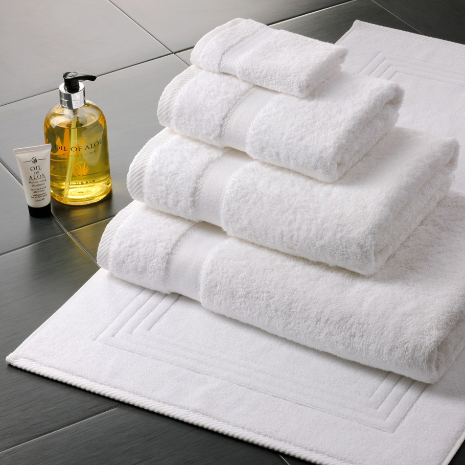 Полотенца в отеле