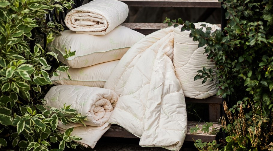 Одеяло и подушка