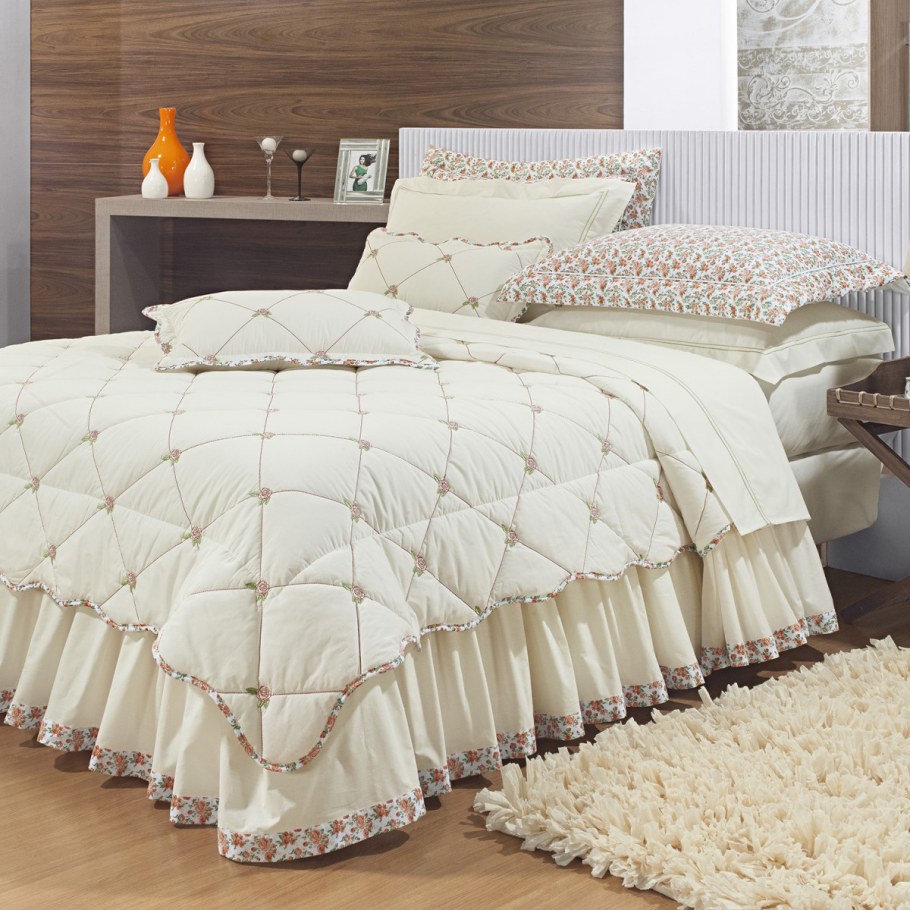 Красивое покрывало на кровать