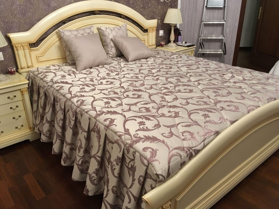 Покрывало на кровать