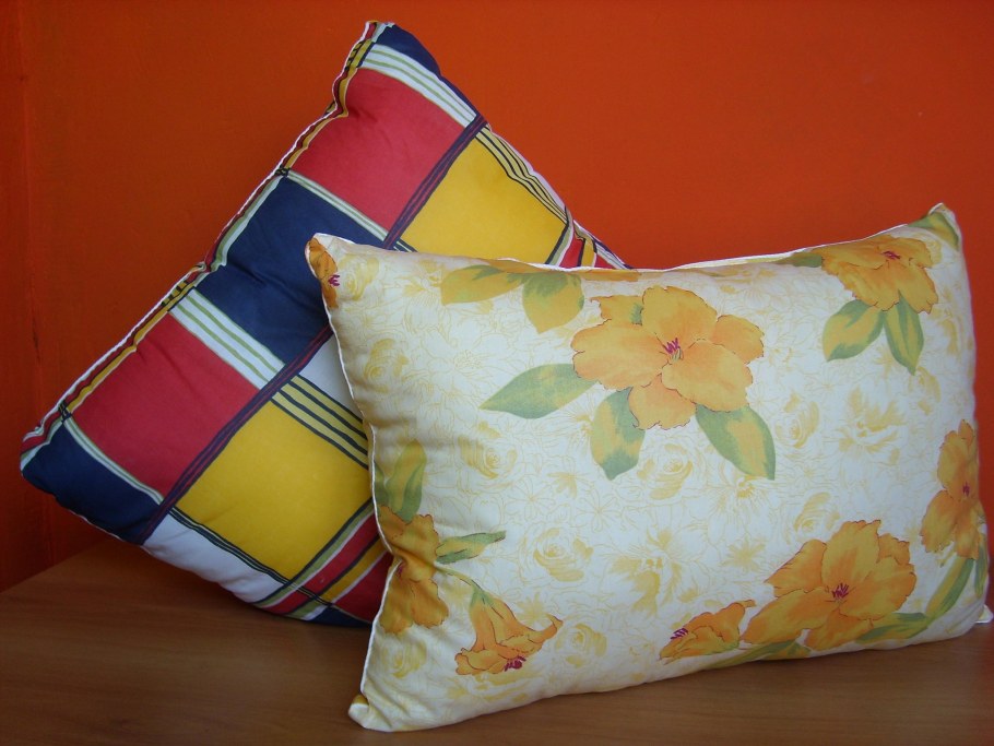 Подушка из синтепона