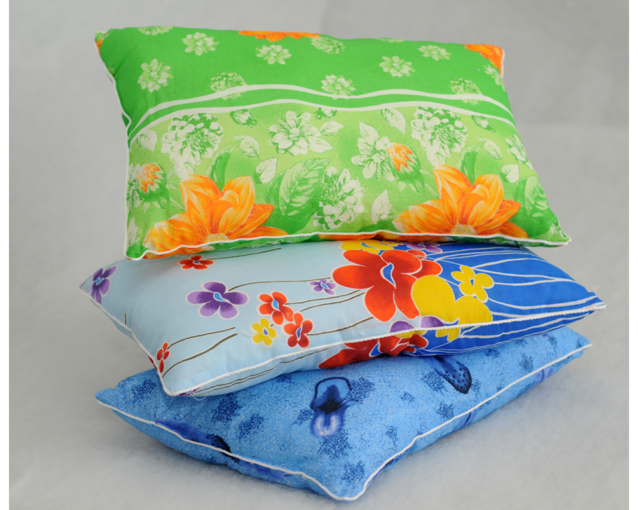 Подушка синтепоновая 70х70