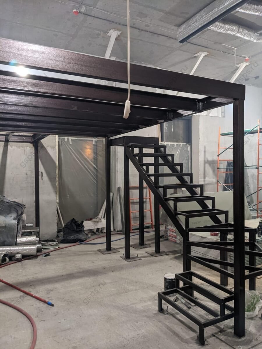 Антресольный этаж