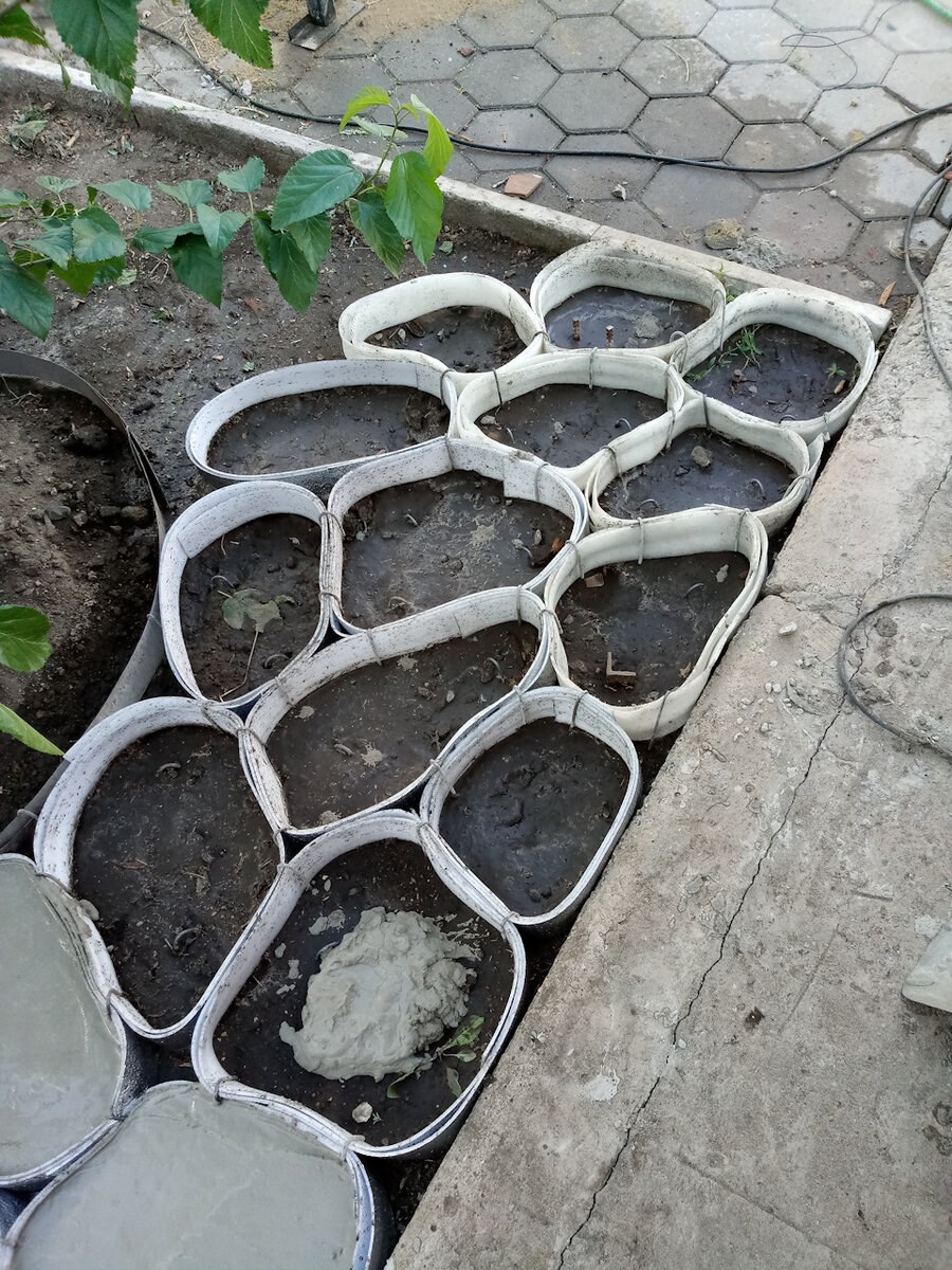 Форма для заливки садовой дорожки