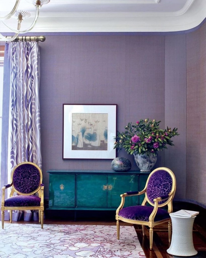 Сиреневый в интерьере