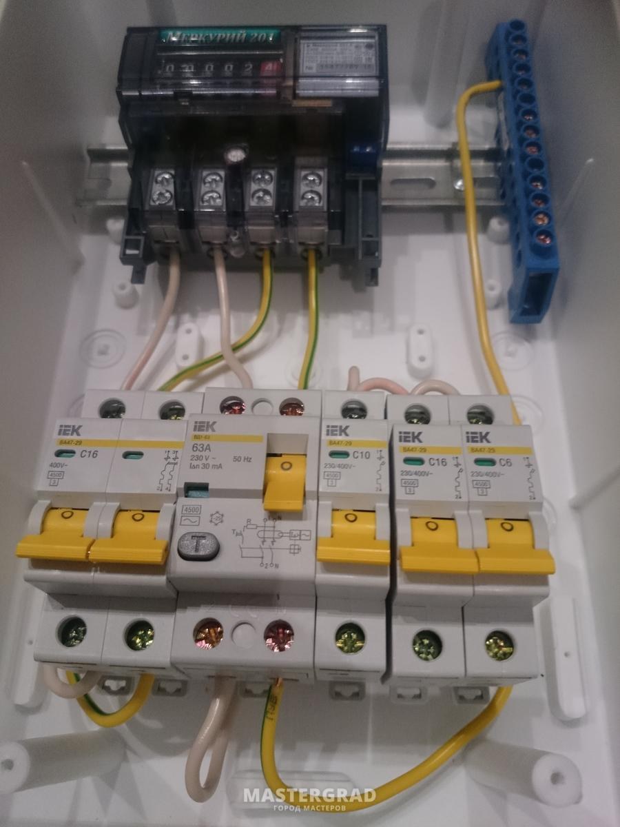 Электрощит в гараж 220