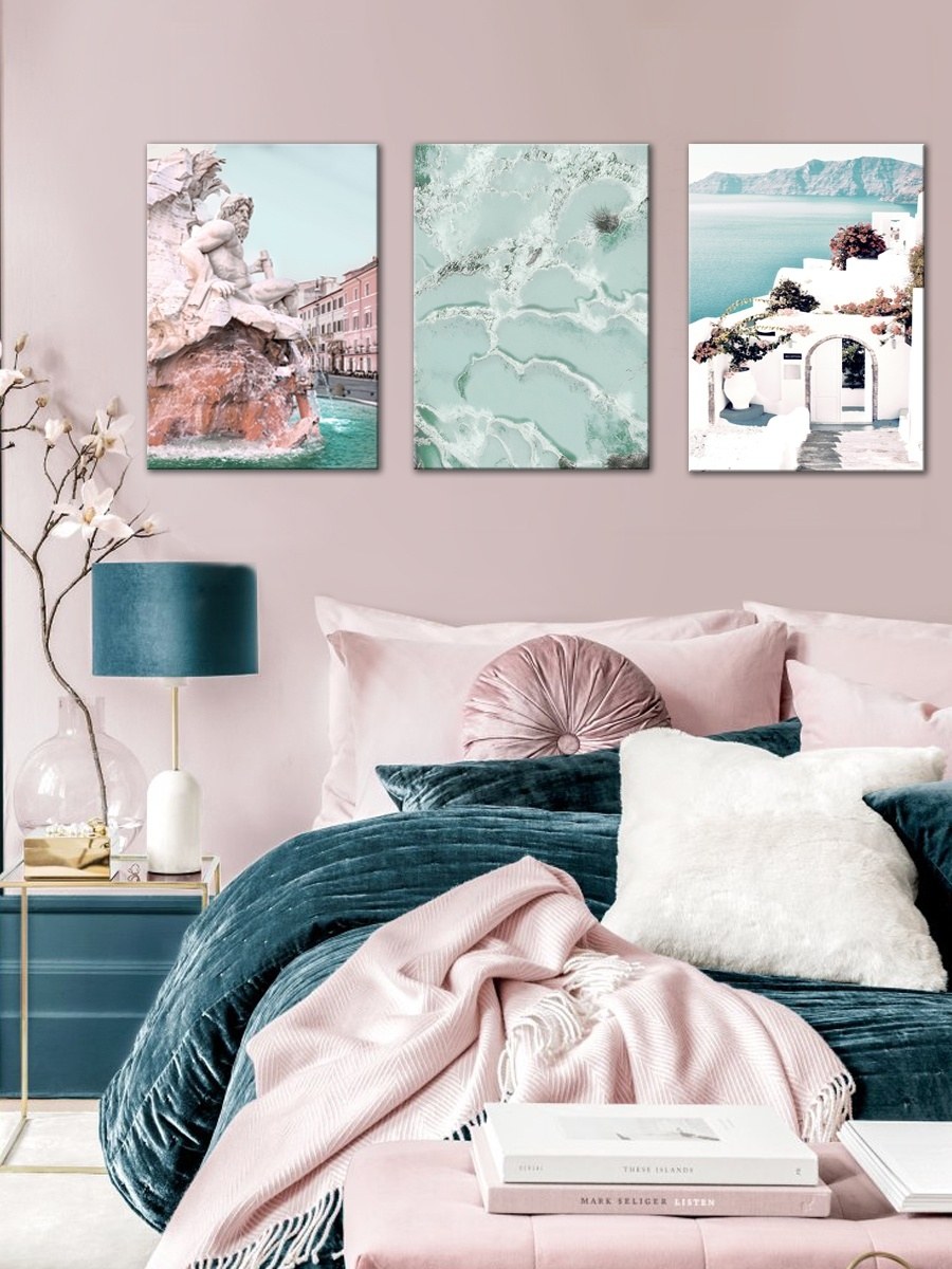 Интерьерная картина в бирюзово розовых тонах