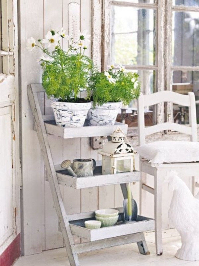 Этажерка в прованском стиле