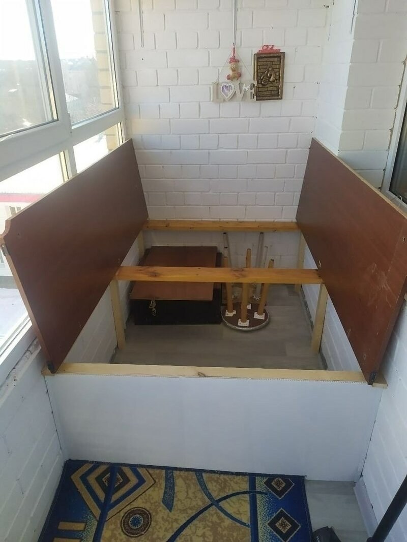 Диван на лоджию с ящиками