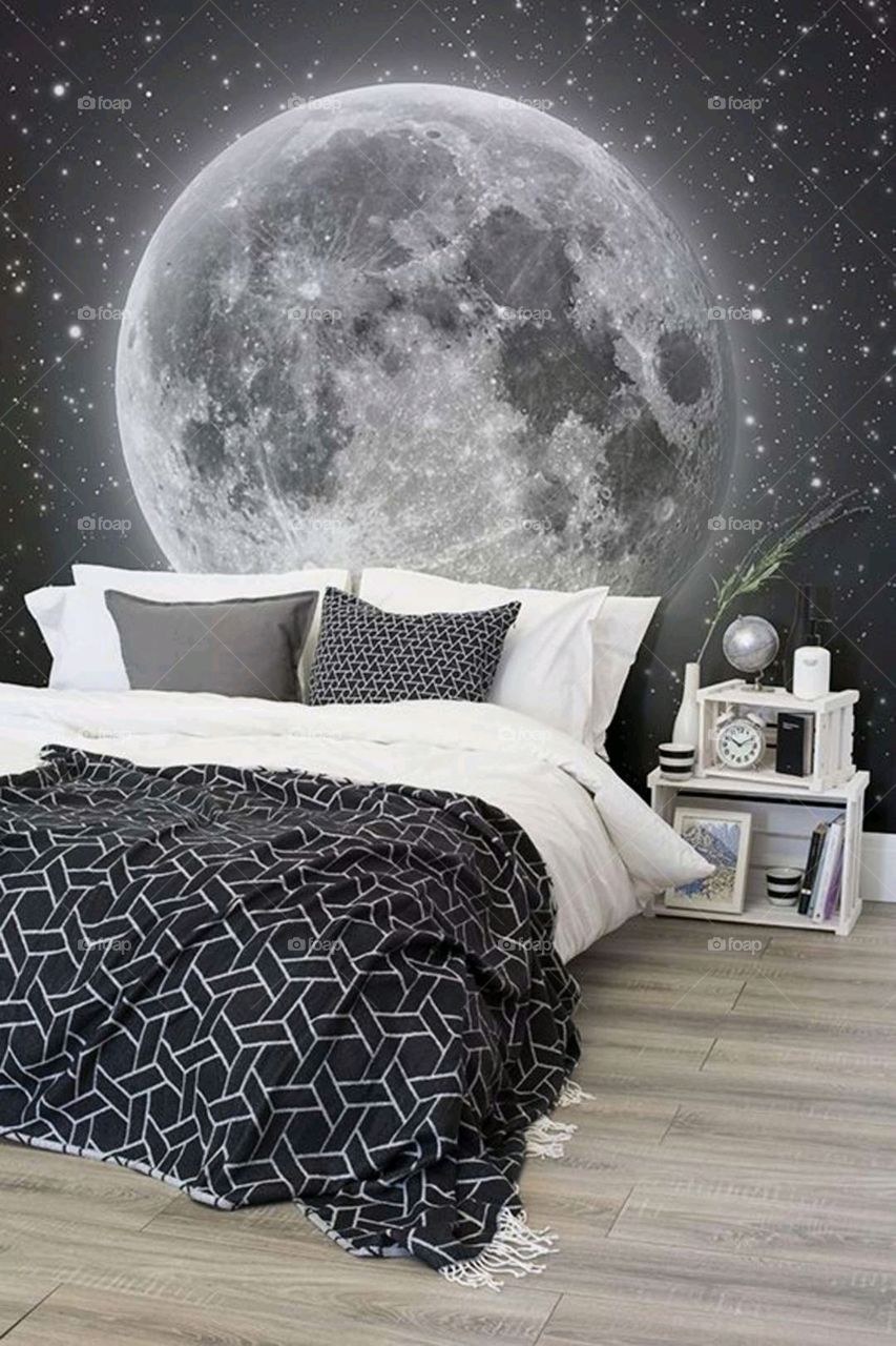 Луна в интерьере