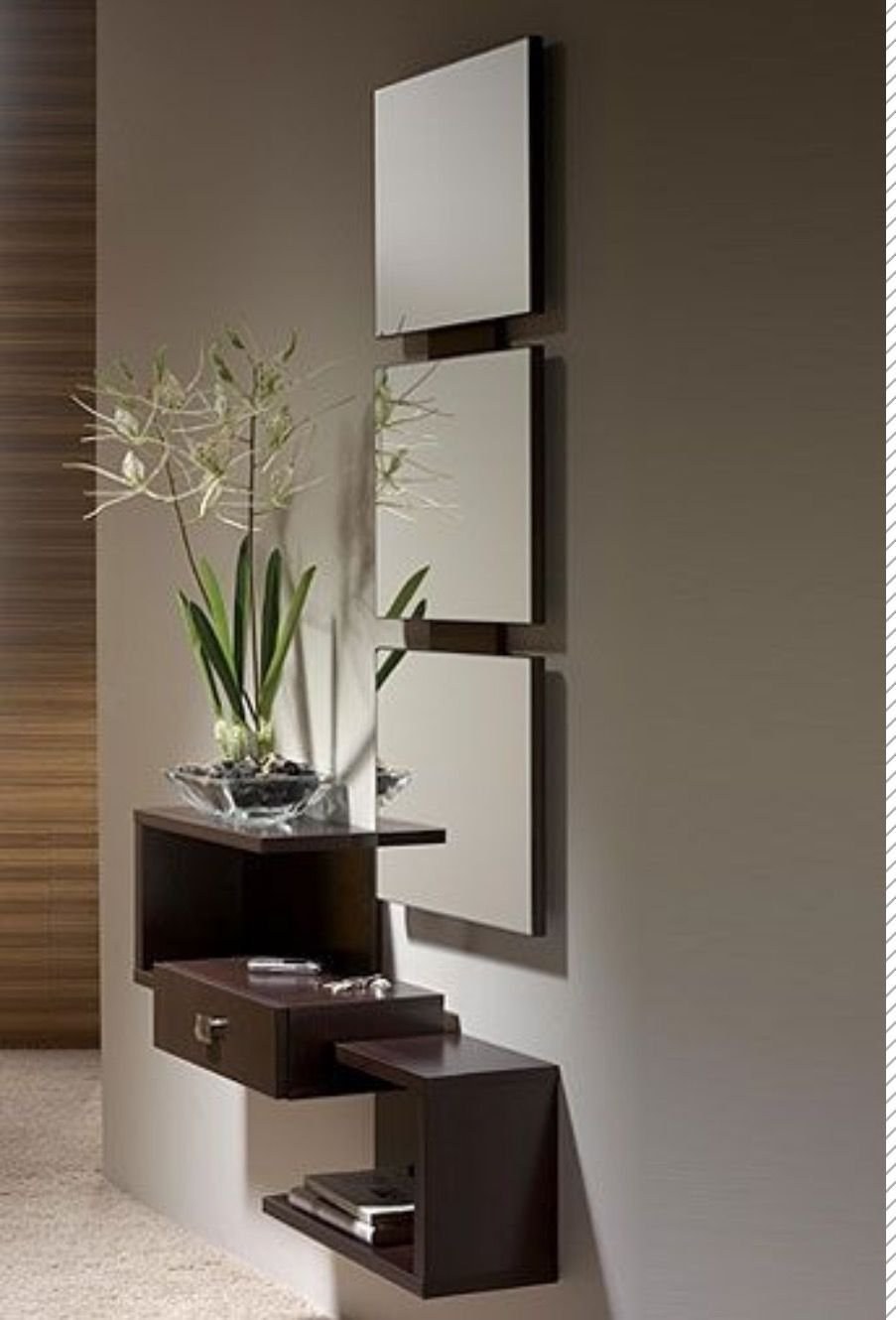 Зеркало с полочкой в прихожую