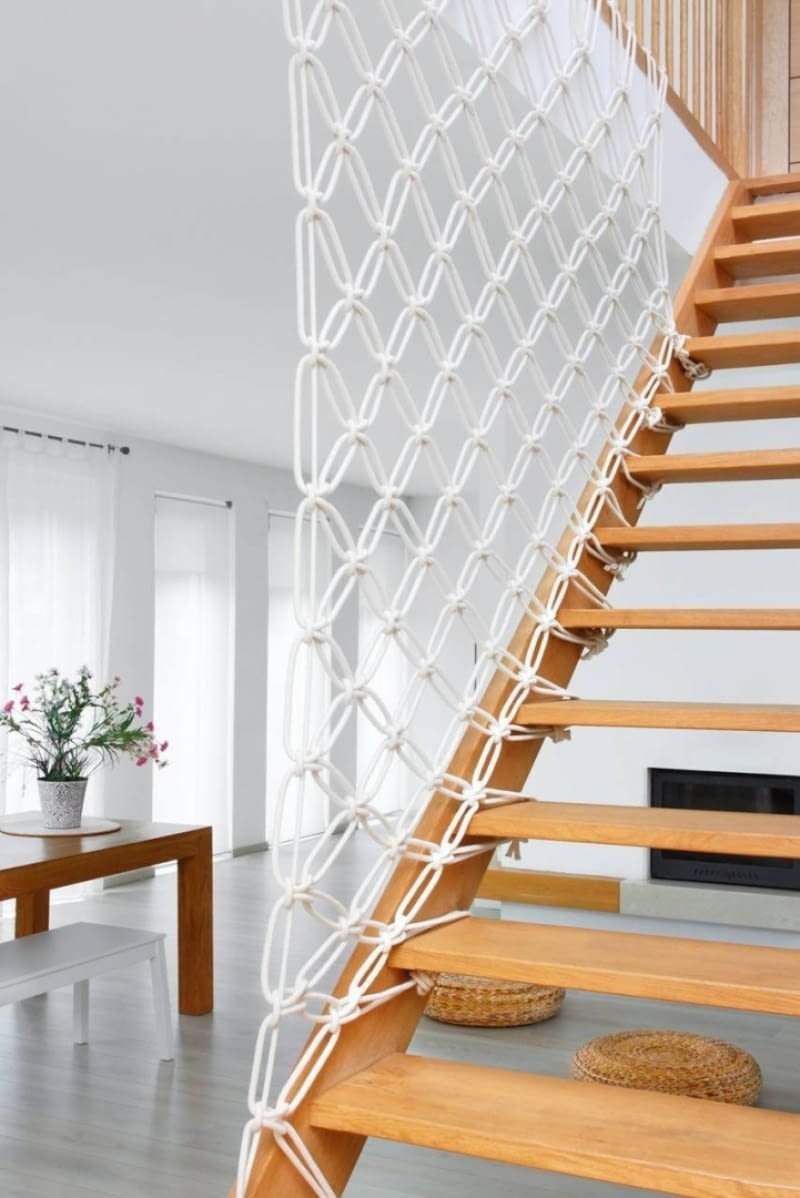 Канатные перила для лестниц