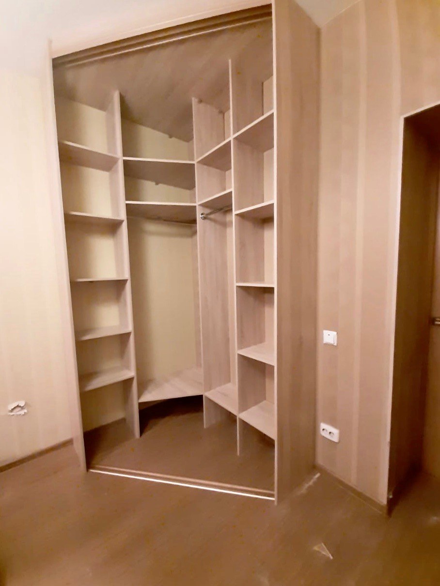 Угловая гардеробная